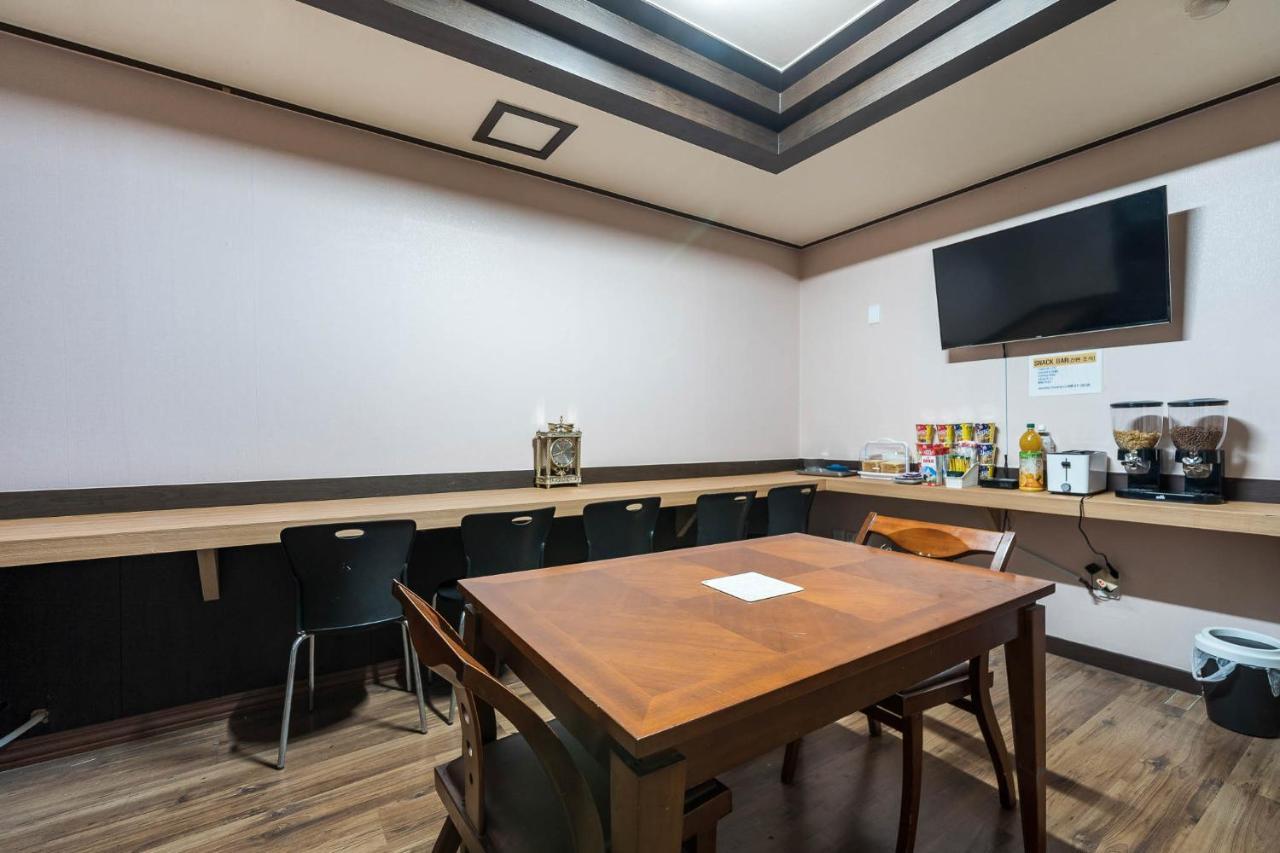 Mu Hotel Sasang Εξωτερικό φωτογραφία
